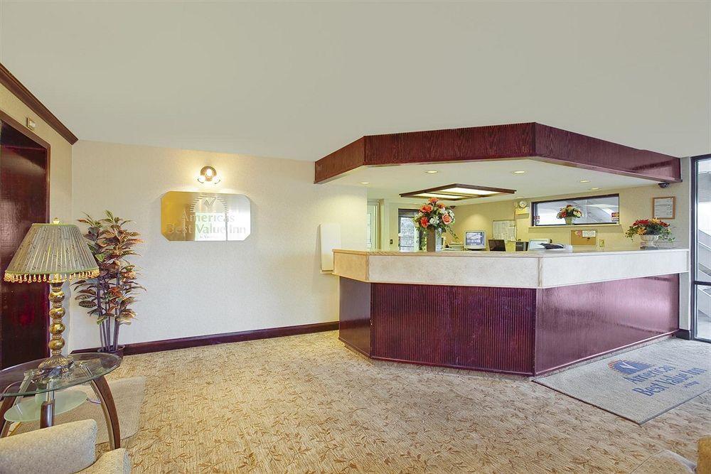 Americas Best Value Inn-Pittsburgh Airport Coraopolis Interior photo